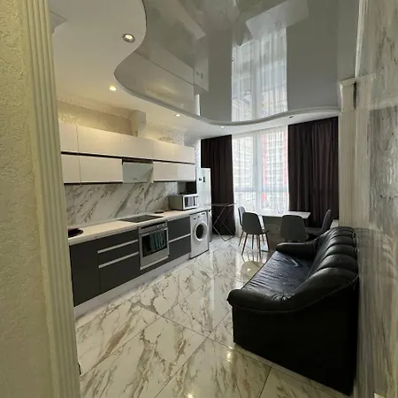 с евроремонтом Apartment *